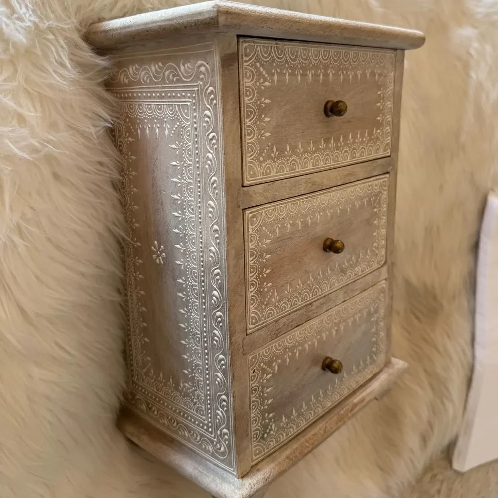 Neutral bohemian jewelry box